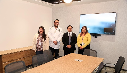  Jazmín Mendoza, Gerardo Sánchez, Jesús González y Cinthia Pardo.