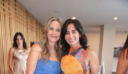  Karina Vita y Anilú Enríquez.