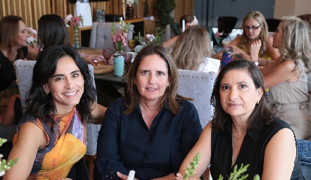  Anilú Enríquez, Marcela Payán y Maritere Cadena.