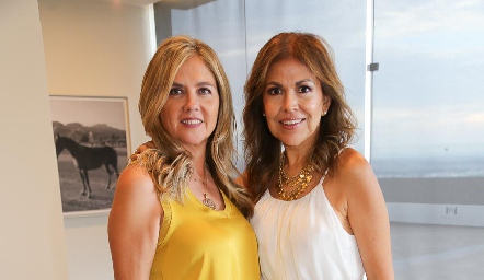  Beatriz Villegas y Adriana Rueda.
