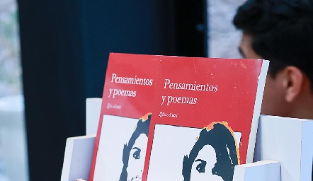 Pensamientos y poemas de Leila Acosta.