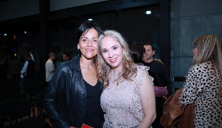  Mariana Goldaracena y Sofía Orozco.