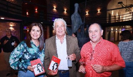  Coco López Méndez, Carlos Castillo y Alfredo Herrera.
