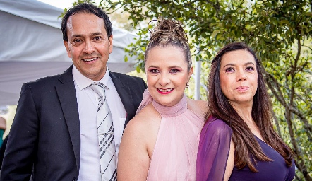  Javier Andrade, Fabiola Nava y Rocío Torrero.