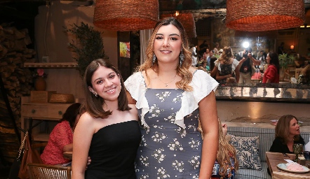  Arantza Gaviño y Ana Gaby Motilla.