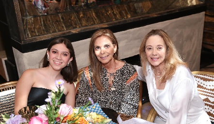  Aranza Gaviño, Elena y Tayde Gaviño.