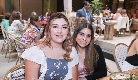  Ana Gaby Motilla y Rocío de la Vega.