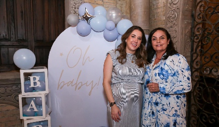  Mónica Torres y Adriana Díaz Infante.