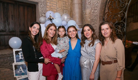  Mariana Alcalá, Mónica Hernández, Paula Torres, Elizabeth Treviño, Mónica Torres y Sofía Torres.