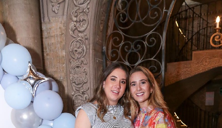  Mónica Torres y Lucía Martín.