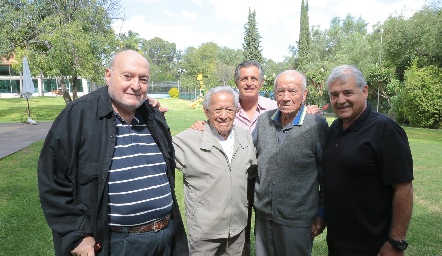  Arturo Valdés, Héctor Gutiérrez, Oscar Aguilar, Luis Cabrera y Paco Cabrera.
