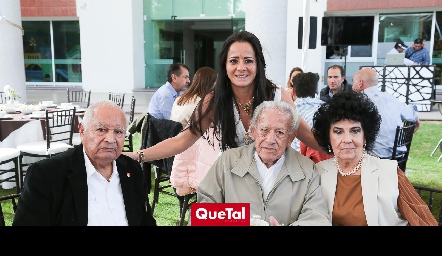  Heliodoro Guerrero, Héctor Gutiérrez, Syndhi Gutiérrez y Delia Gutiérrez.