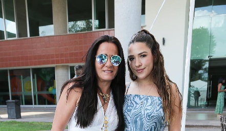  Syndhi Gutiérrez y Nadia Rangel.