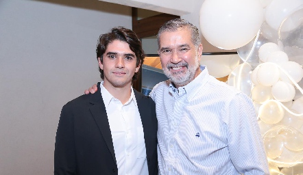  Juan Pablo Leiva con su papá José Luis Leiva.