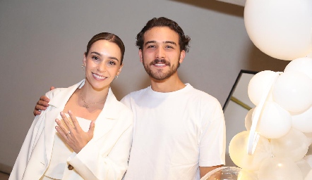  Mari y Santi.