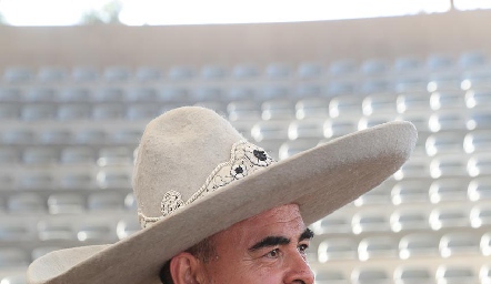  Gustavo Nieto.