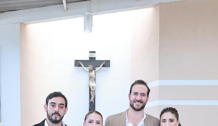  Santiago Hernández, Ana Gaby Ibarra, Sebastián Valle, Ro Valle y Ana Karen Ibarra.