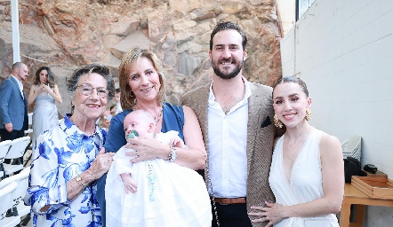  Coquena Bárcena, Maru Bárcena, Sebastián Valle, Ro Valle y Ana Gaby Ibarra.