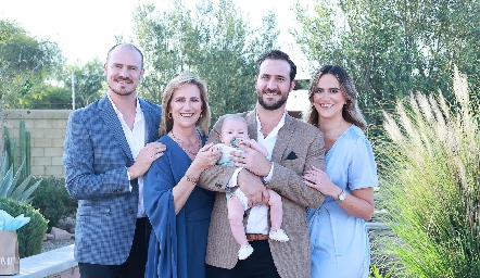  Patricio Valle, Maru Bárcena, Sebastián Valle, Rodrigo Valle y Eugenia Valle.