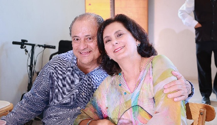  Héctor Valle y Galia Díaz.