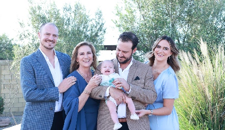  Patricio Valle, Maru Bárcena, Sebastián Valle, Ro Valle y Eugenia Valle.