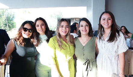  Paulina Grimaldo, Sabrina Soberón, Diana Cordero, Fer Atisha y Andrea Armería.