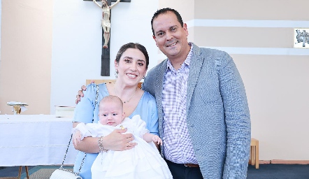  Carla Ibarra y Octavio Castillero con Sebastián Valle.