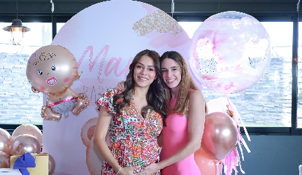  Paulina Rodríguez y María Stevens.