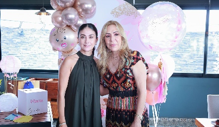  Carolina Gallardo y Claudia Hermosillo.