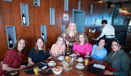  Mónica Vargas, Cristina de Cano, Ana Lu Medina, Claudia Hermosillo, Renata, Claudia Balbontín y Ludi Guevara.