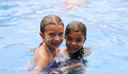  Anajose Rodríguez y Julia Toranzo.