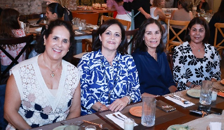  Beatriz Treviño, Fabiola González, Ángeles Gutiérrez y Tuti González.