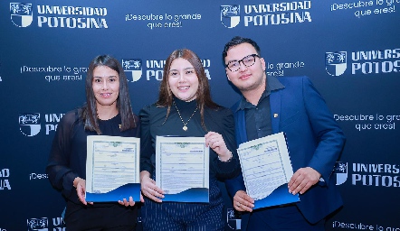  Marlene Torres, Julia Saavedra y Juan Carlos Monsiváis.