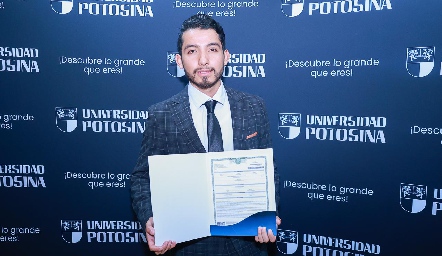  Emmanuel Padilla.