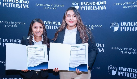  Flor Angélica Gutiérrez  y Geraldine Ramos.