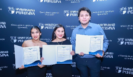  Arlin Gallegos, Jessica Arenas y Ángel Torres.