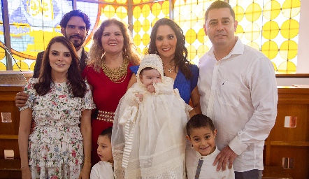  Anuar Zarur, Miriam Ortiz, Mónica Carrillo, Nallely Zarur, Oscar Luna, Matías Luna y León Luna.