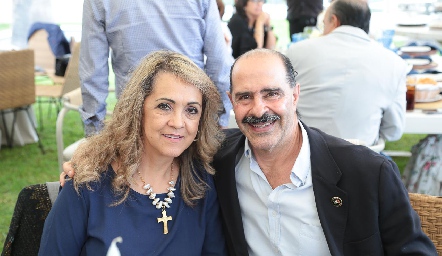 Rosa Laura y Roberto Zarur.