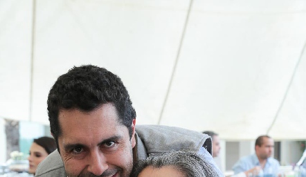  Robertito Zarur y Lataite.