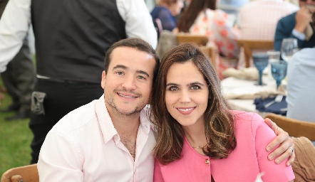  Juan Pablo Aranda y Jimena Colunga.