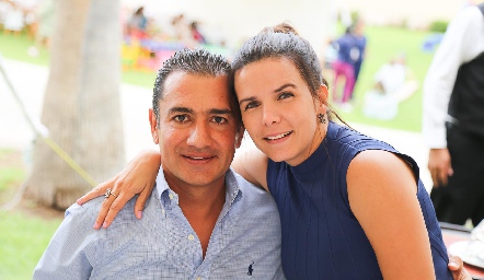 Miguel Ángel Castañón y Mónica Lagunas.