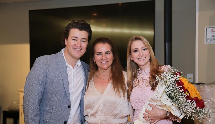  Gastón Lozano, Patricia del Bosque y Ale Álvarez.