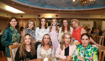 Luchi Castelo, Adriana Carrera, Graciela López Wagner, Ale Álvarez, Patricia del Bosque,  María Luisa Otero, Gaby Serment, Roxana Serna, Claudia Quiroz y Maribel Lozano.