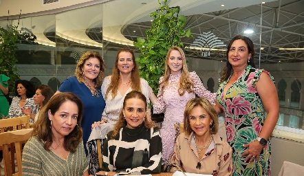  Montse Lozano, Paty del Bosque, Ale Álvarez, Blanca de Cantú, Ana Luisa Acosta, Beatriz Rangel y Gloria Estrada.