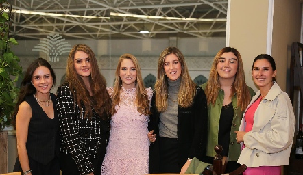  Jaquie de la Garza, Geo León, Ale Álvarez, Clarisa Abella, Ana Gaby Motilla y Daniela Mauricio.