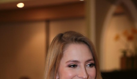  Ale Álvarez.