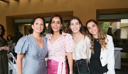  Cecilia Sánchez, Came Stevens, Fer Del Valle y Mari Del Valle.