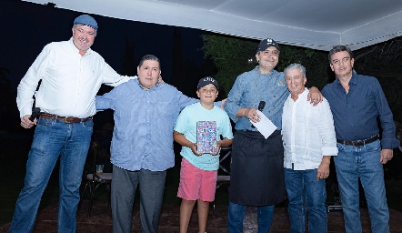  2do Lugar Ale Espinosa e hijo “Los Toneles”.