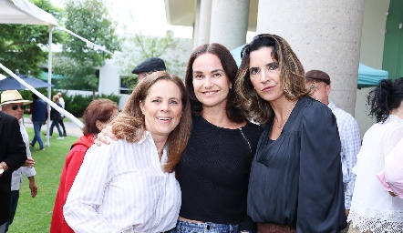 Paty Fernández, Ana Martha Hernández y Marisol de la Maza.