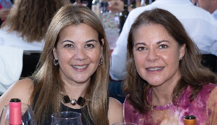  Lety y Marigel Sánchez Plasencia.